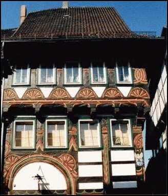 Fachwerkfassade in Einbeck aus der Zeit nach dem Stadtbrand